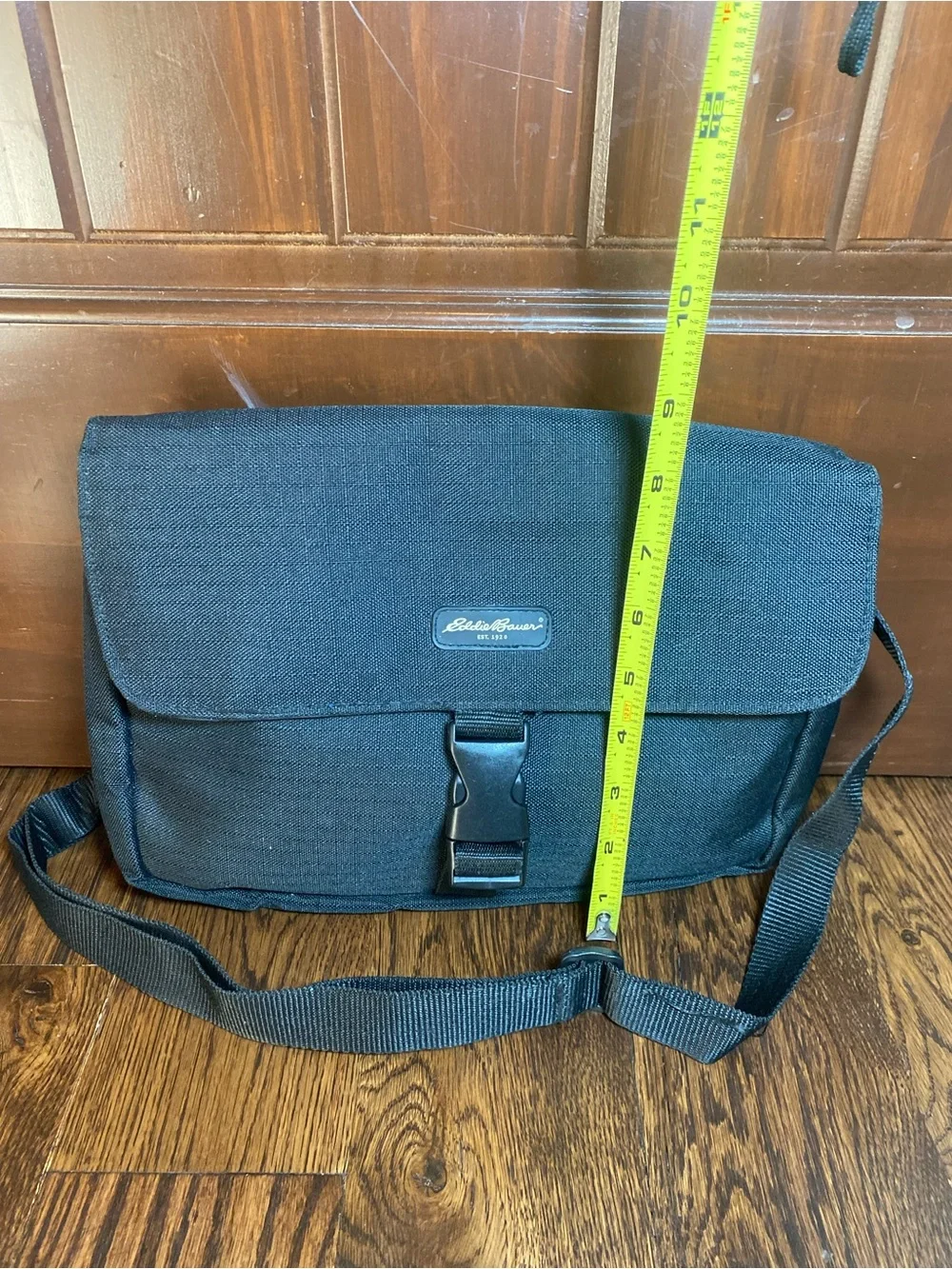 Eddie Bauer Adjustable Shoulder Strap Black Messenger Bag